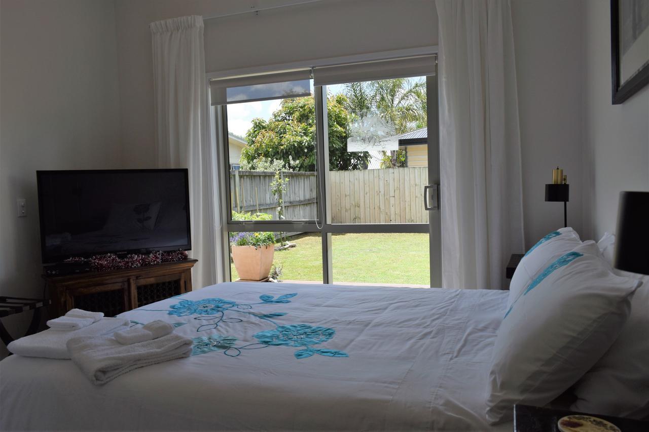 Paradise in Whitianga B&B Bagian luar foto